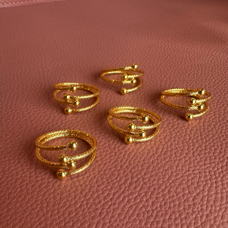 Four-Ball Ring