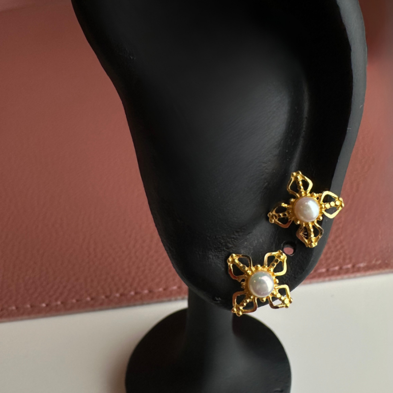 Pearl Earrings 2 (Medical Closure)