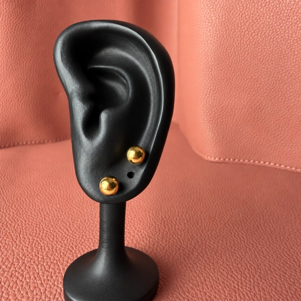Golden Earrings ( Medical Closuer )
